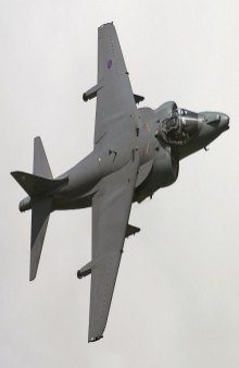 Палубный истребитель-бомбардировщик, вертикального взлёта и посадки - British Aerospace Harrier (3 часть)